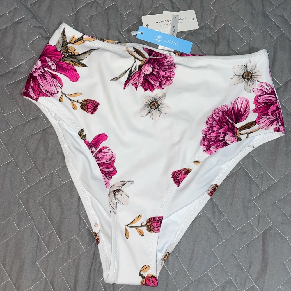 High waisted swimsuit bottoms